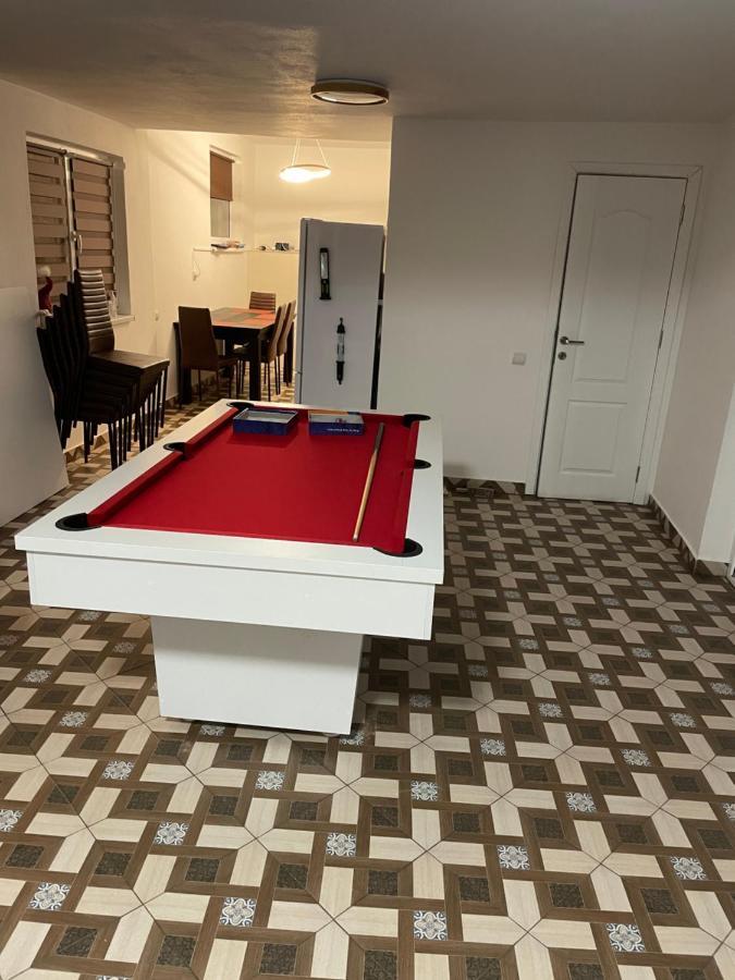 Pixxel House Hotel Moeciu De Sus Buitenkant foto
